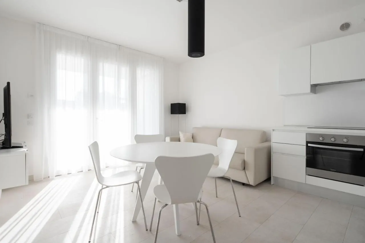 Apartman Immobiliare Jvl - Les Maisons Lido di Jesolo Olaszország